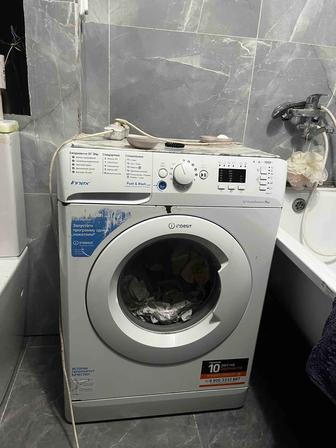Продам стиральную машинку