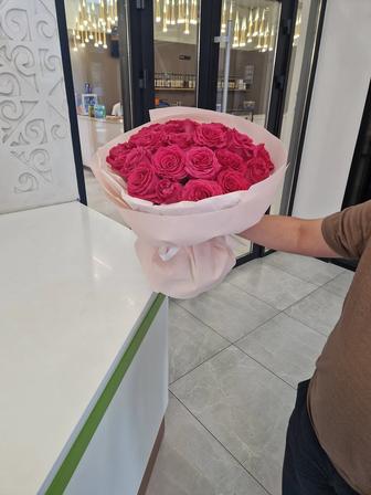 Курьер , доставка цветов