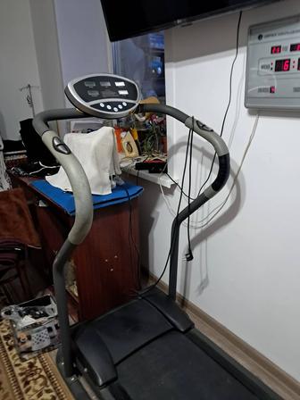 Продам тренажёр беговая дорожка