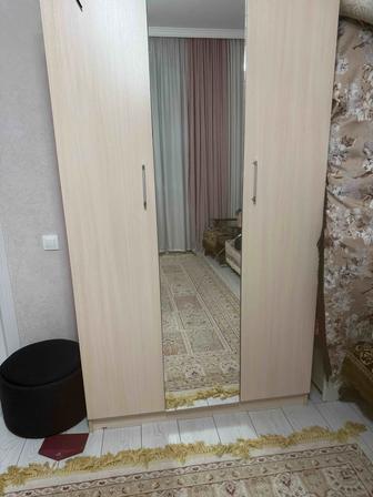 Продам шифоньер