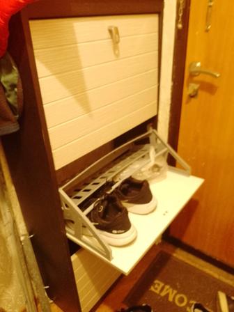 Продам обувницу