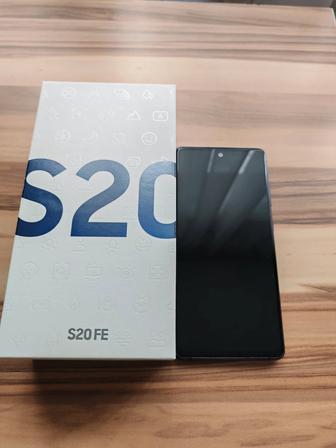 Продам Samsung Galaxy S20 FE