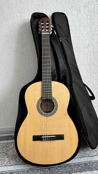 Продам гитару