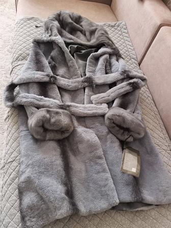 Шуба с норковым капюшоном, стриженный бобер