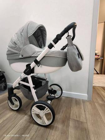 Продам коляску Adamax Neonex Alfa в отличном состоянии!