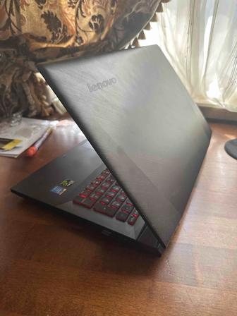 Игровой ноутбук Lenovo y50-70