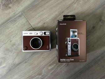 Fujifilm Instax Mini Evo