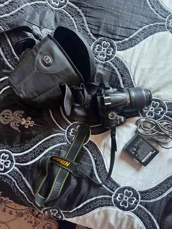 Продам фотоаппарат Nikon d5000