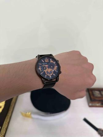 Часы наручные