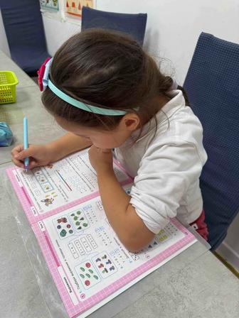 Репетитор начальных классов.
Продленка.