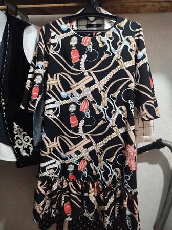 Продам платья 48 размер