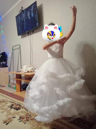 Платье на девочку 9лет