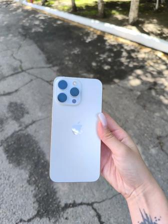 Продам айфон 15 про max