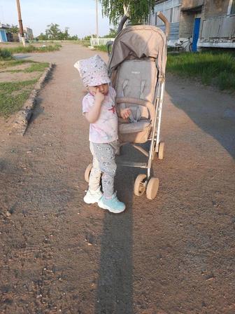 Продам коляску трость