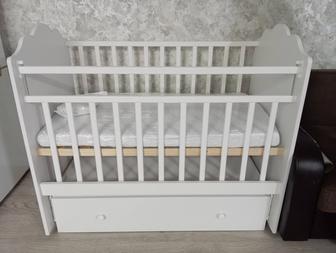 Продам детскую кроватку..