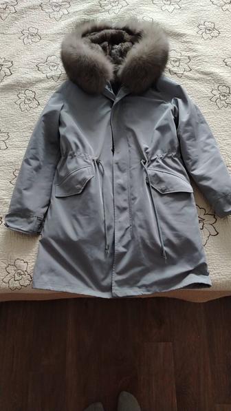 Продам женскую куртку