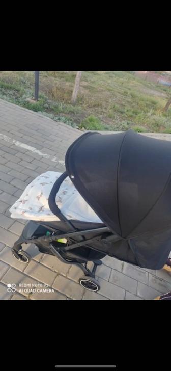Продаю детскую коляску