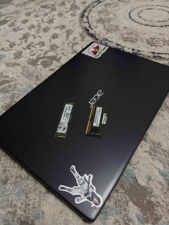 Продам ноутбук Acer.