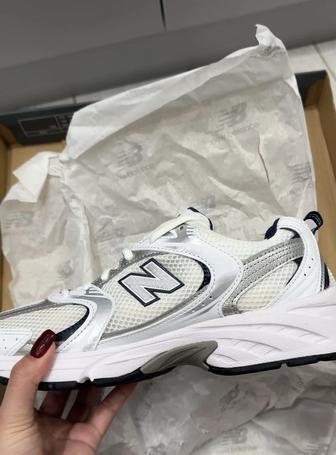 Продам кроссовки new balance 530