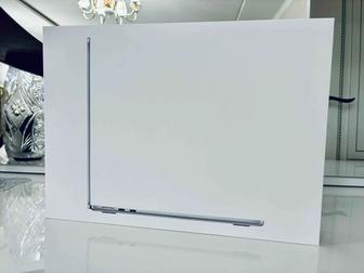 MacBook Air 15 M4 24GB 512GB