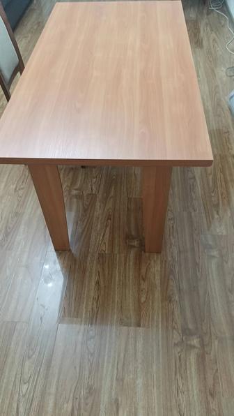 Продам стол и стулья