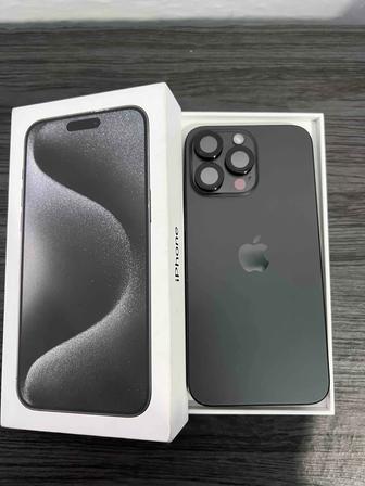 iPhone 15 pro max 256 гб почти новый