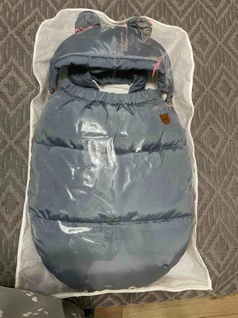 Комбинезон и конверт