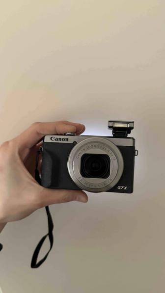 Canon PowerShot G7 X Mark III отличное состояние, срочно!