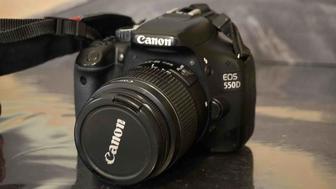 Цифровая камера Canon EOS-550D Kit 18-55DC 75-300DC