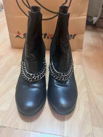 Ботиночки женские