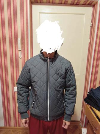 Продам куртку