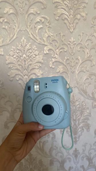 Instax mini 8 фотокамера