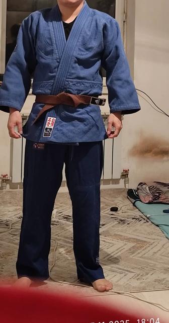 Продам дзюдо кимоно в хорошем виде