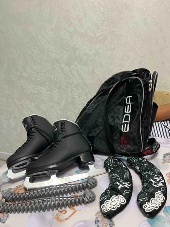 Срочно продам коньки профессиональные