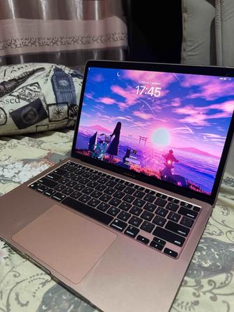 Ноутбук Apple MacBook Air 
Гб / SSD 256 Гб
