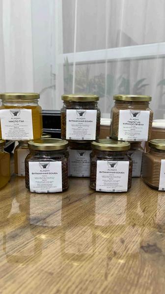 Масло гхи, костный бульон, паштет