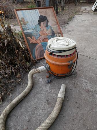 Пылесос уралец СССР винтаж редкость