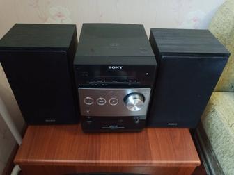 Музыкальный мини центр. Продам.