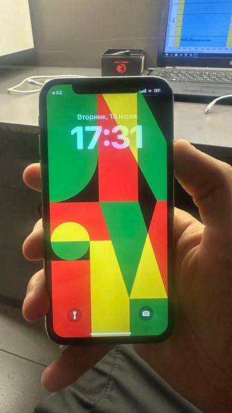 Продам IPhone X