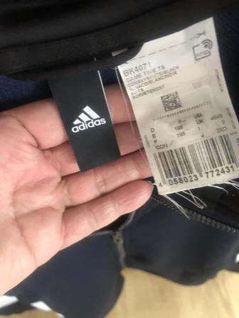 Продам спортивку верх оригинал adidas