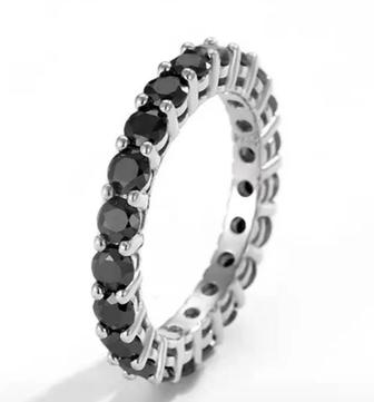 Кольцо с муассанитом