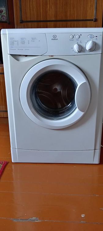 Продам стиральную машину