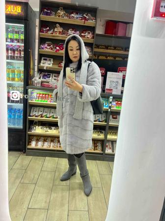 Продаю шубу норковую серая р 44-46