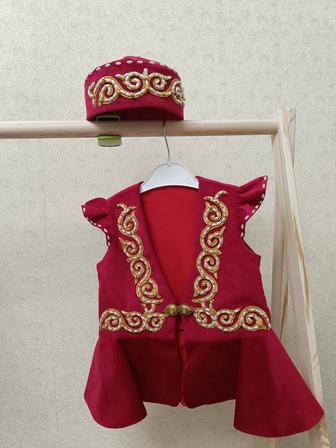 Кажекей такая на 4-5 лет ручная работа.