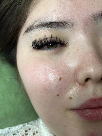 Наращивание ресницы