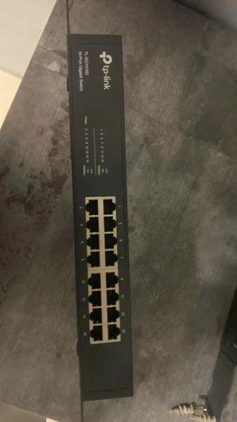 16-портовый гигабитный коммутатор TP-Link TL-SG1016D (Свитч, Switch)