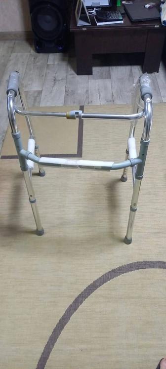 Продам ходунки для взрослых