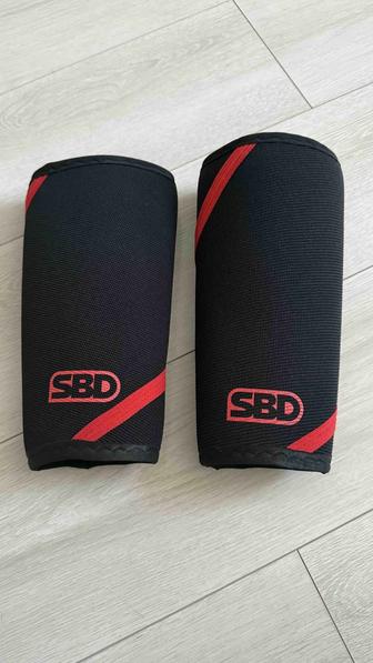Наколенники SBD