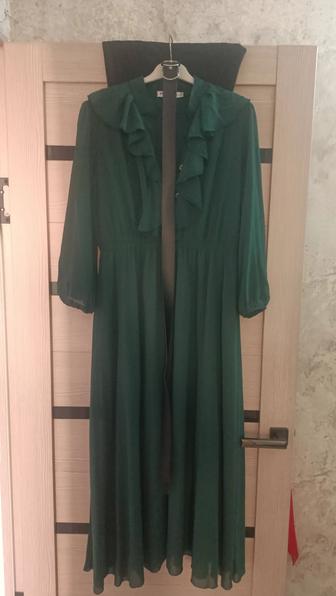 Женское платье