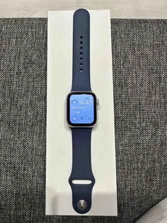Apple watch  (2 поколение)